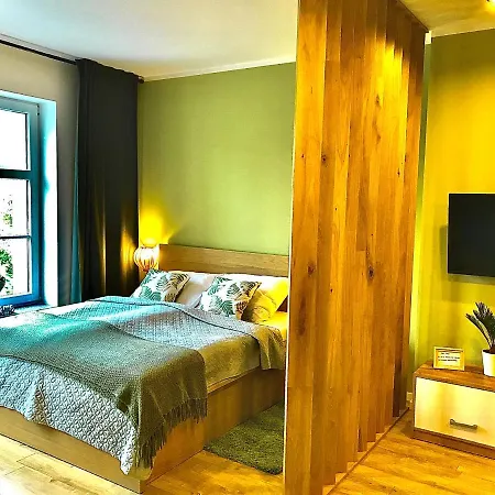 Lägenhet „green Wall”